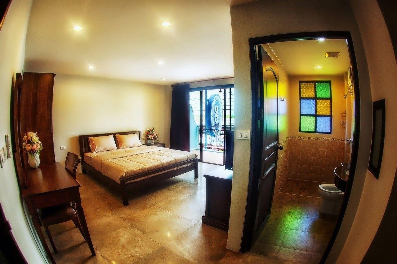 Varios Grandmom Place