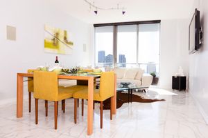 Alquiler Vacacional - Great Value!! All Inclusive Monthly Rental-On the Water!! Residential Building.