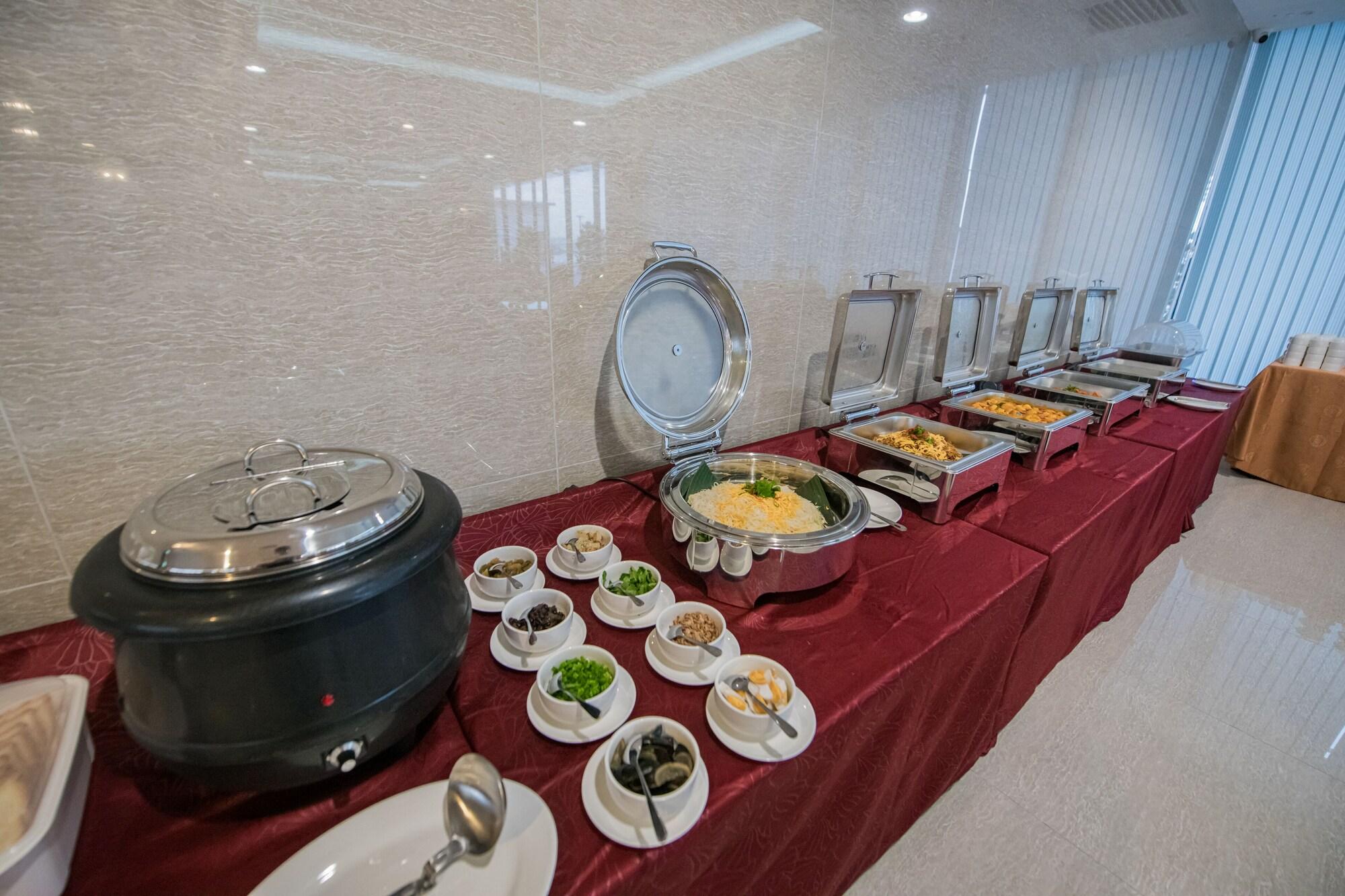 Restaurant Grand InHotel Kota Kinabalu