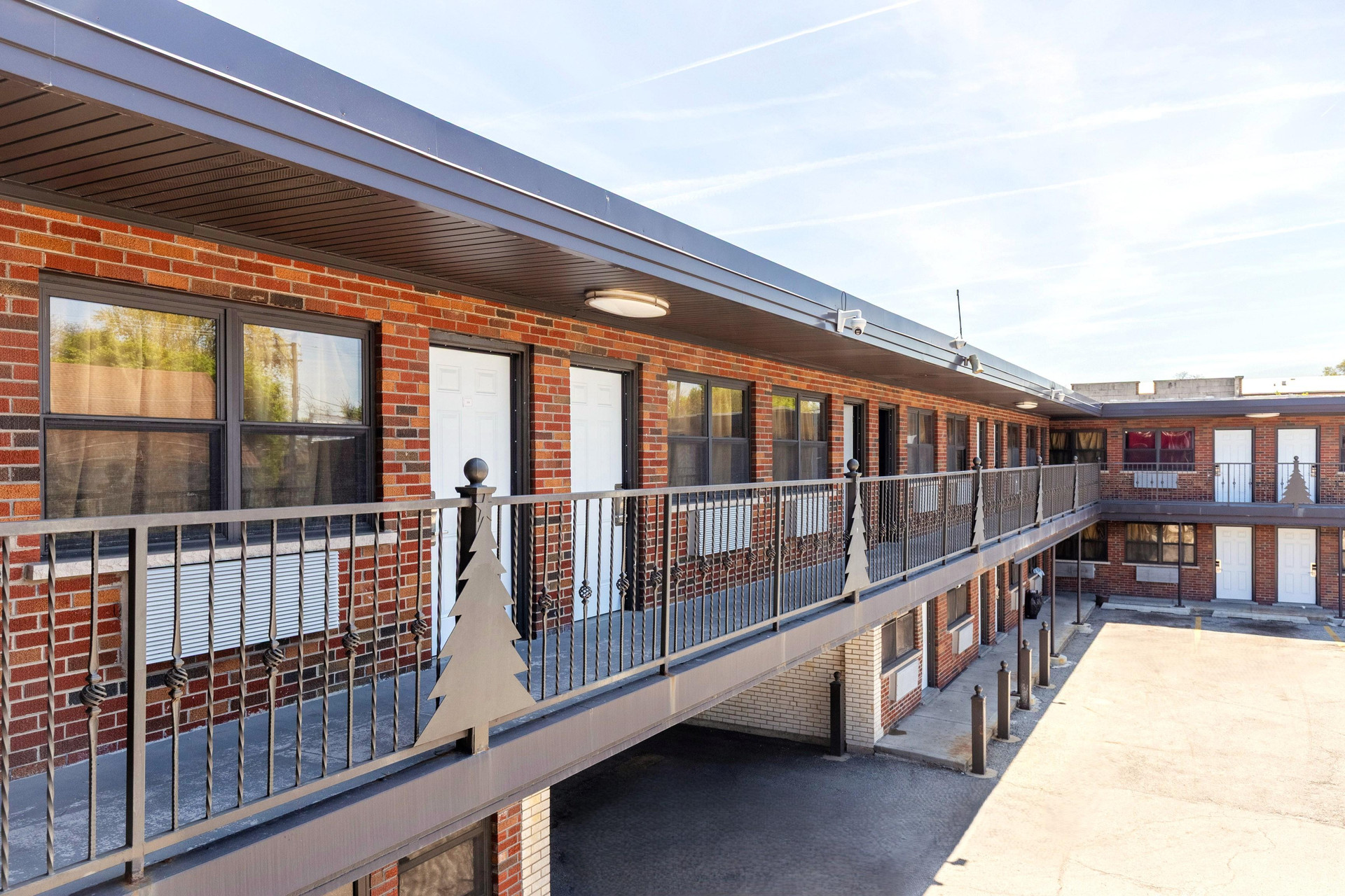 Vista Exterior Admiral Motel By Oyo Chicago I-94