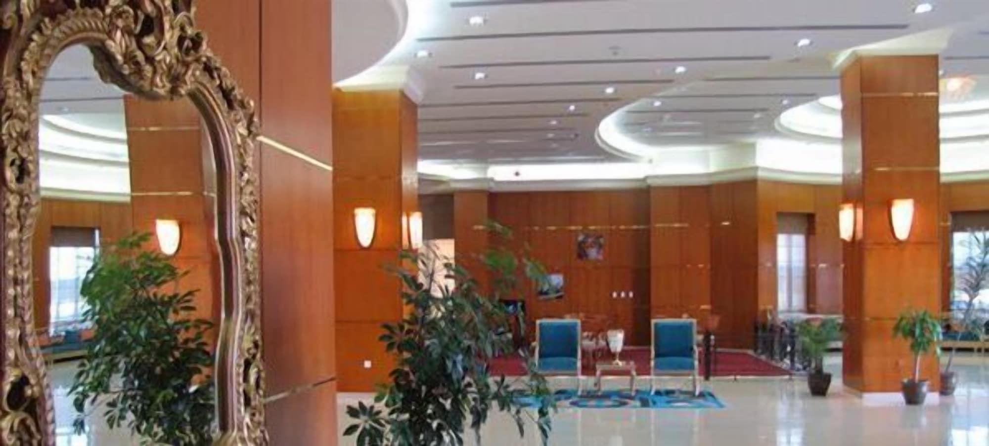 Vista Lobby Al Massa Plus Hotel