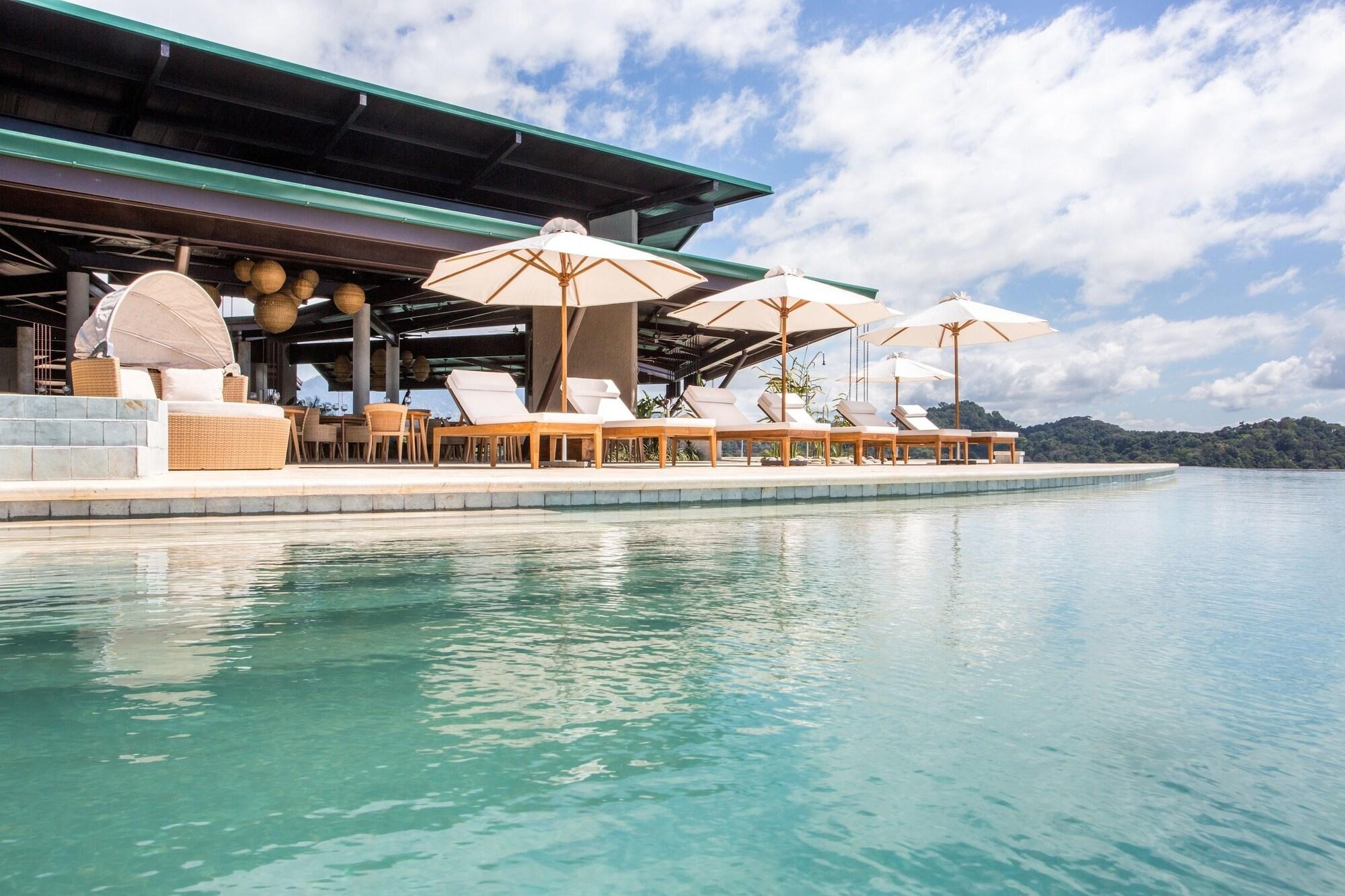 Vista Piscina Hotel Three Sixty - Adults Only