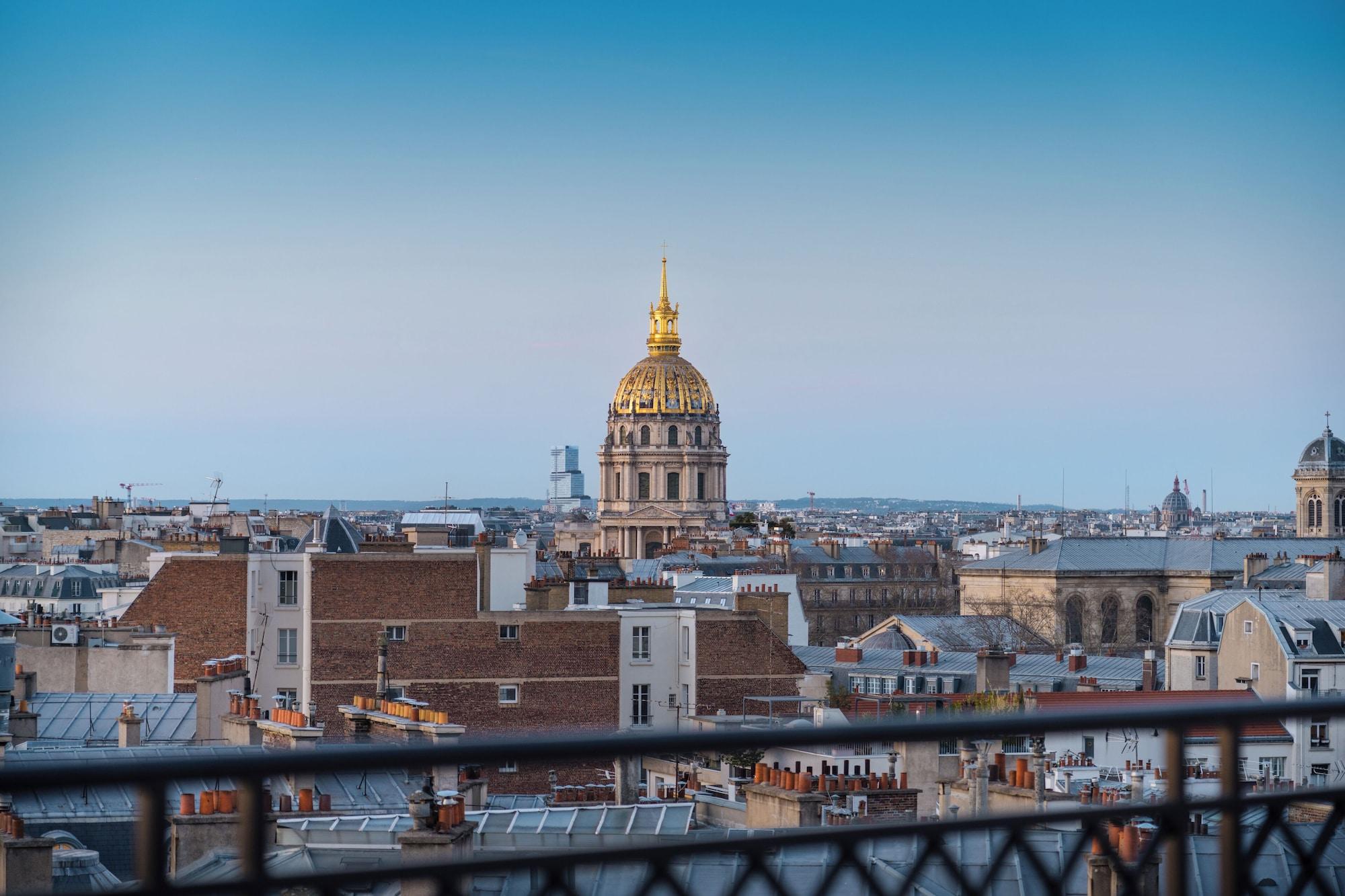 Vista Exterior Sax Paris, LXR Hotels & Resorts