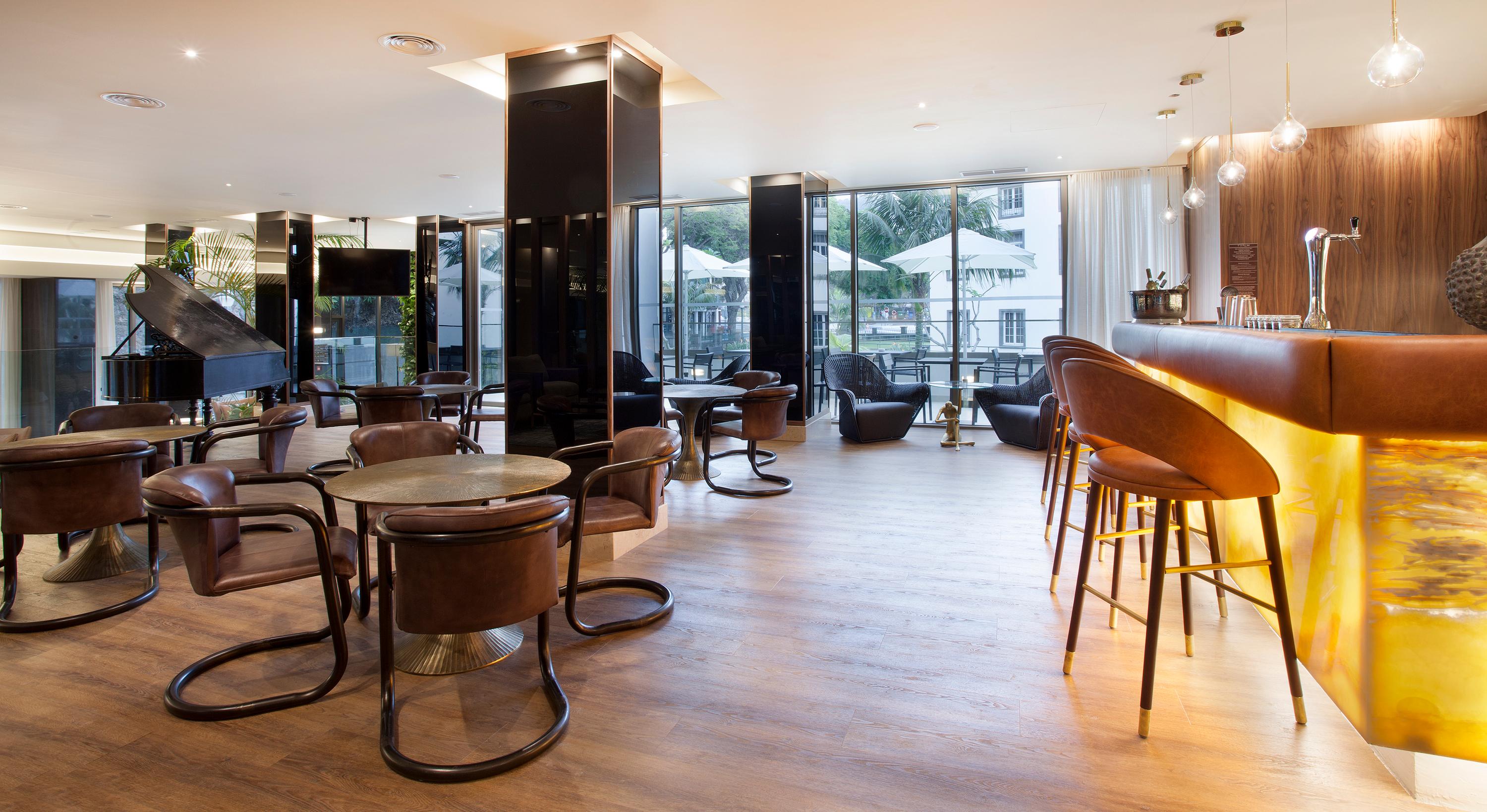 Vista Exterior TURIM Santa Maria Hotel