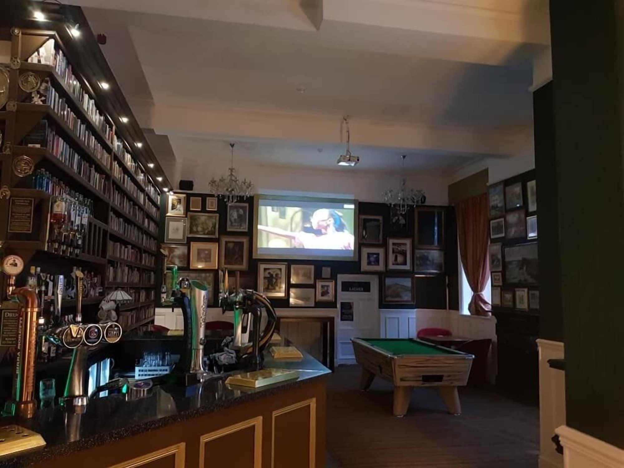 Bar/Salón The Royal Hotel