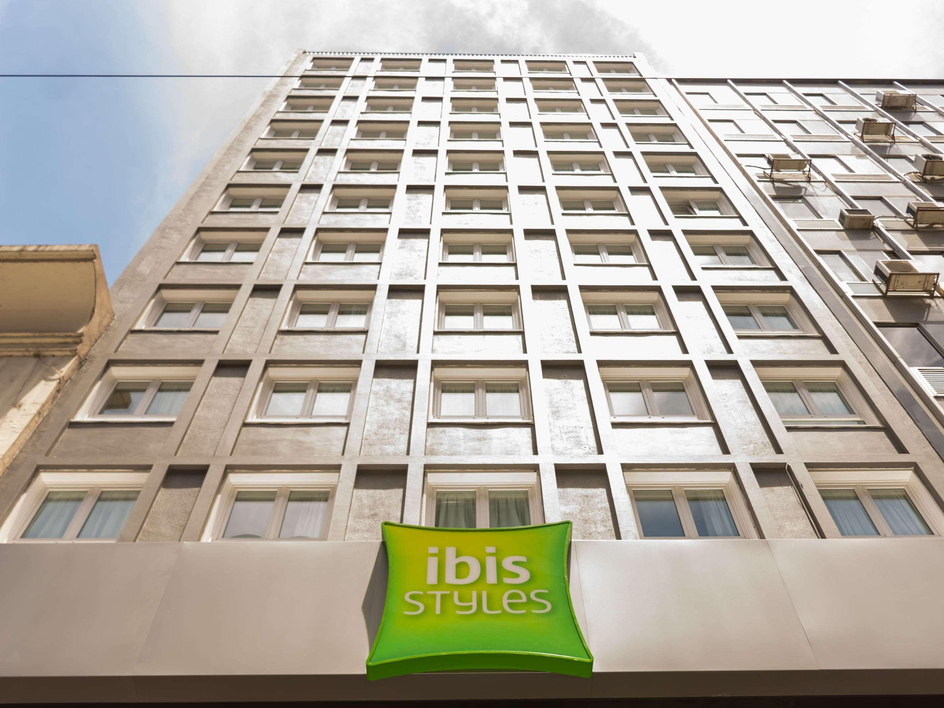 Vista Exterior ibis Styles Buenos Aires Florida
