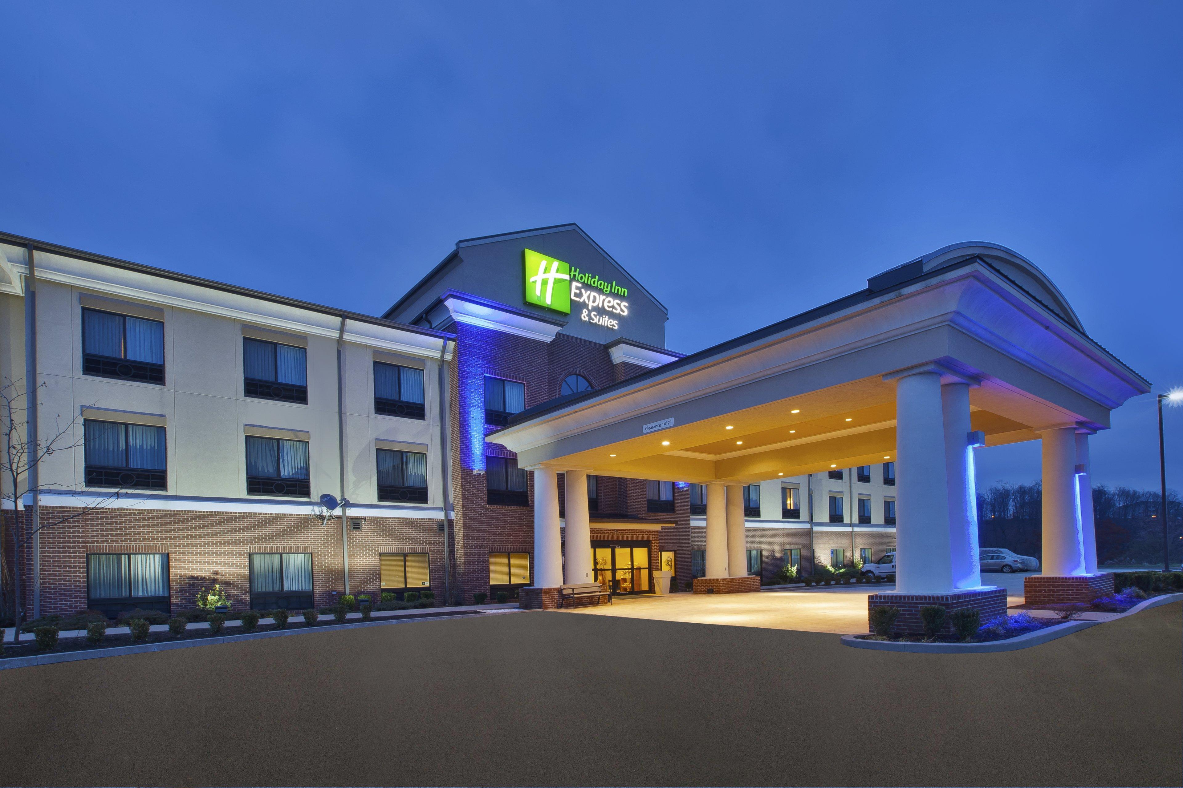 Vista Exterior Holiday Inn Express & Suites Wheeling by IHG