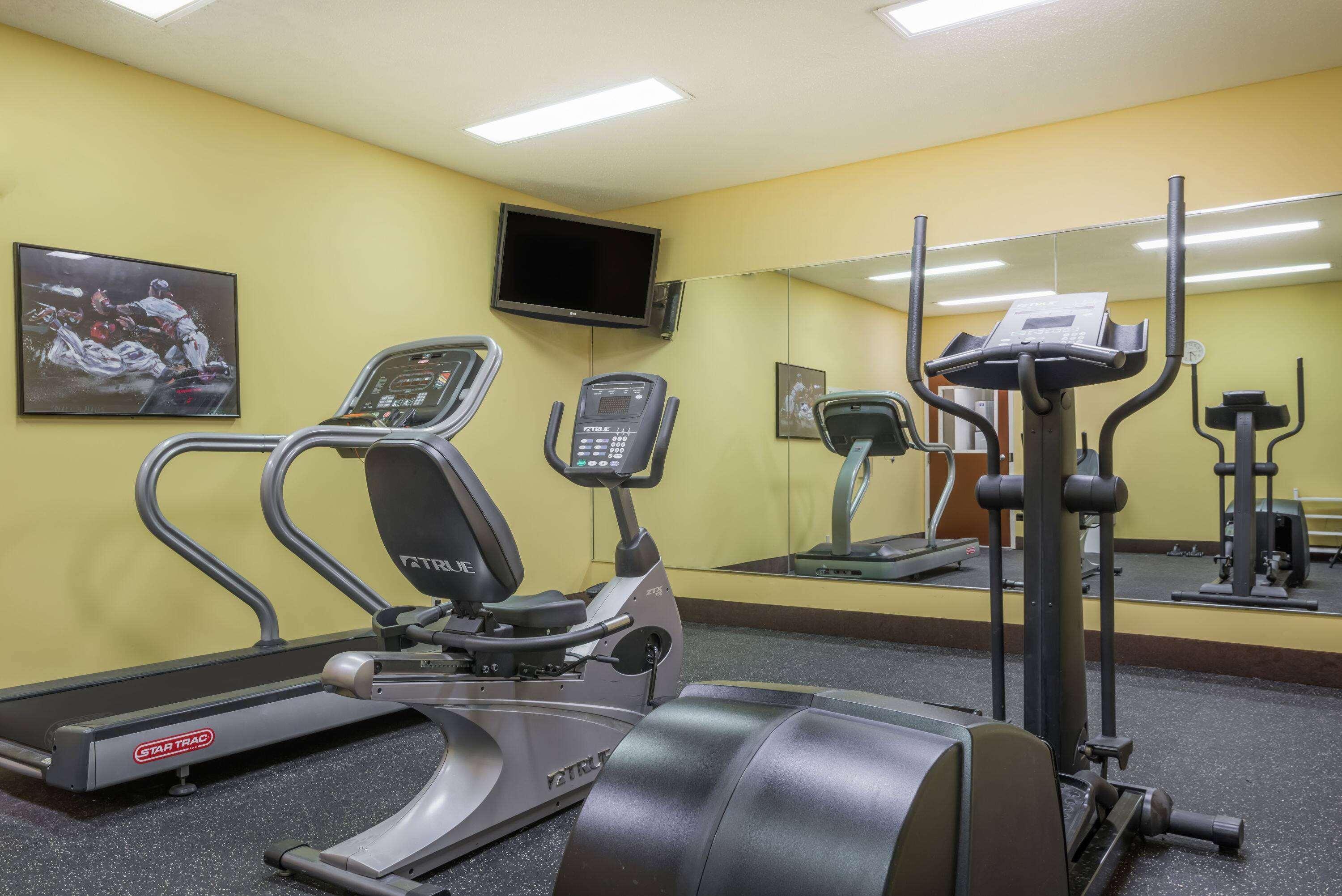 Gimnasio Baymont by Wyndham Greensburg