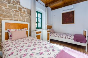 Alquiler Vacacional - Traditional Istrian house Dvor strica Grge, bike friendly