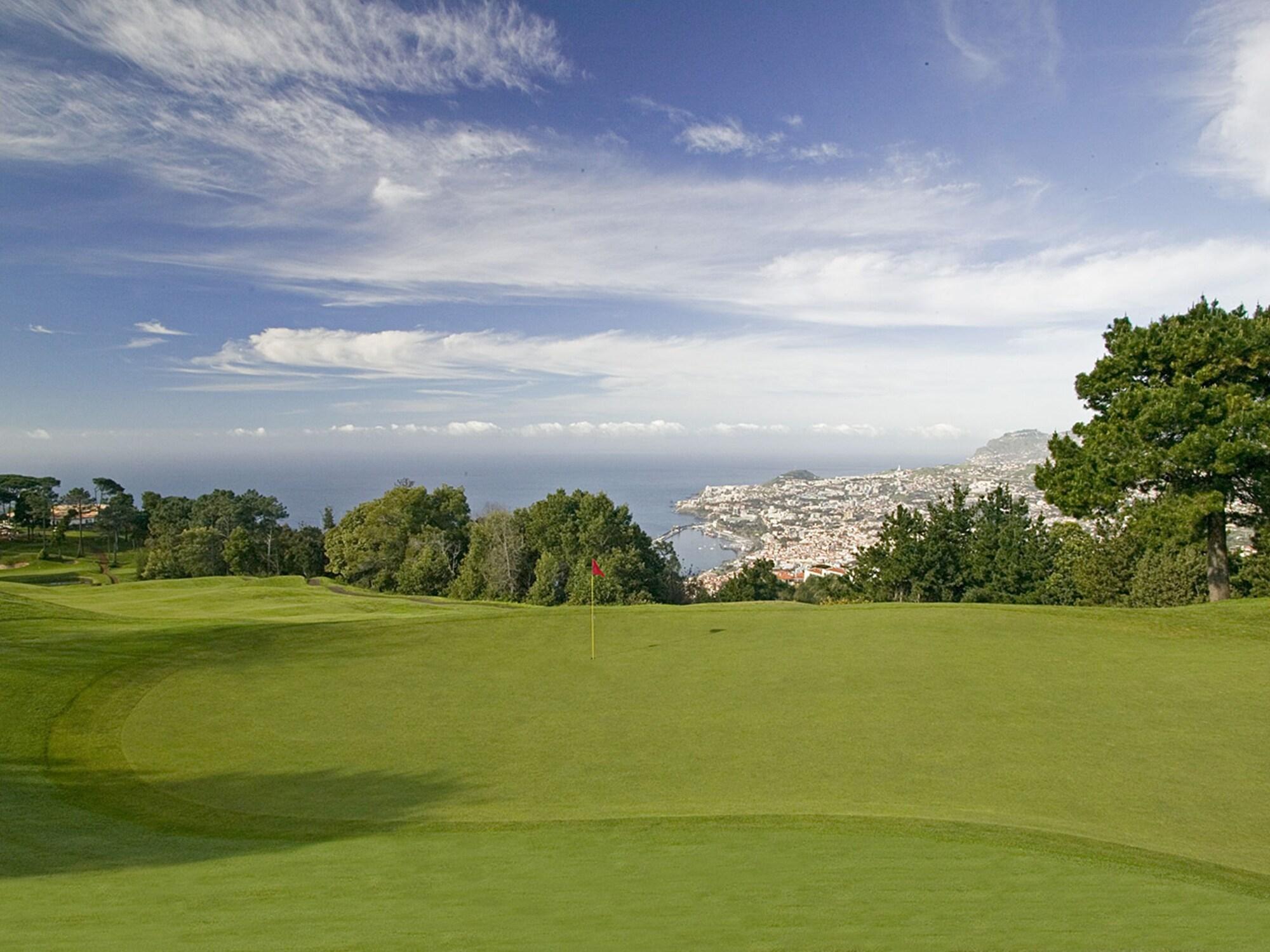 Campo de Golf Dom Pedro Garajau