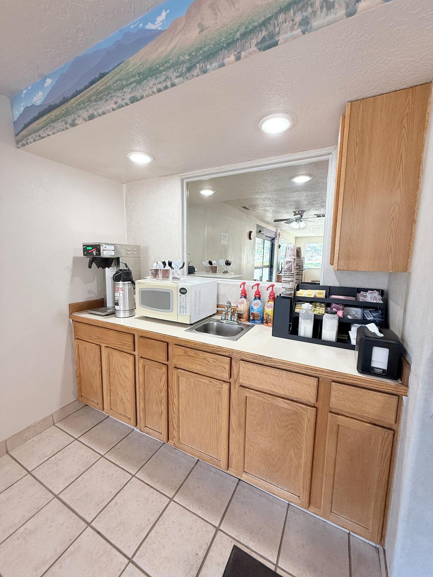 Vista Lobby Rodeway Inn Winnemucca