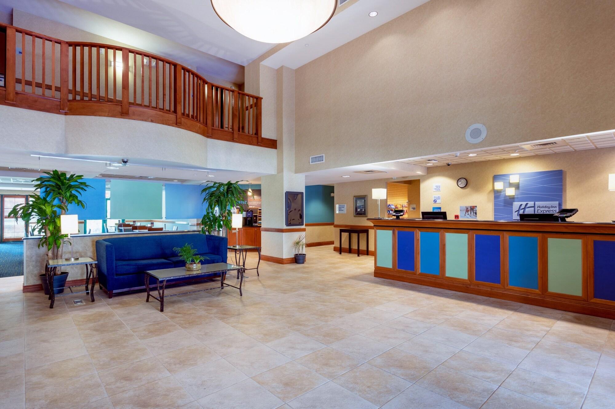 Vista Exterior Holiday Inn Express & Suites Bradenton East-Lakewood Ranch by IHG