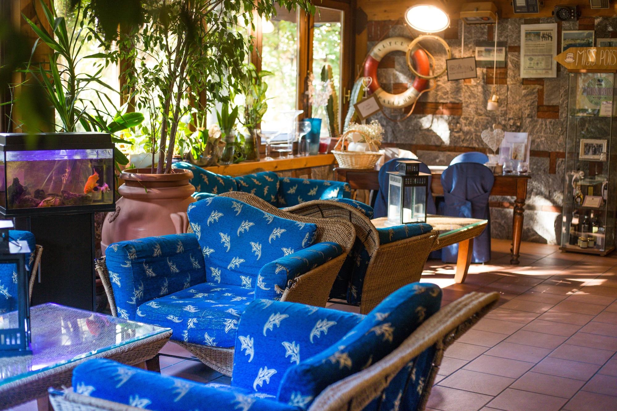 Vista Lobby Hotel Ristorante La Perla