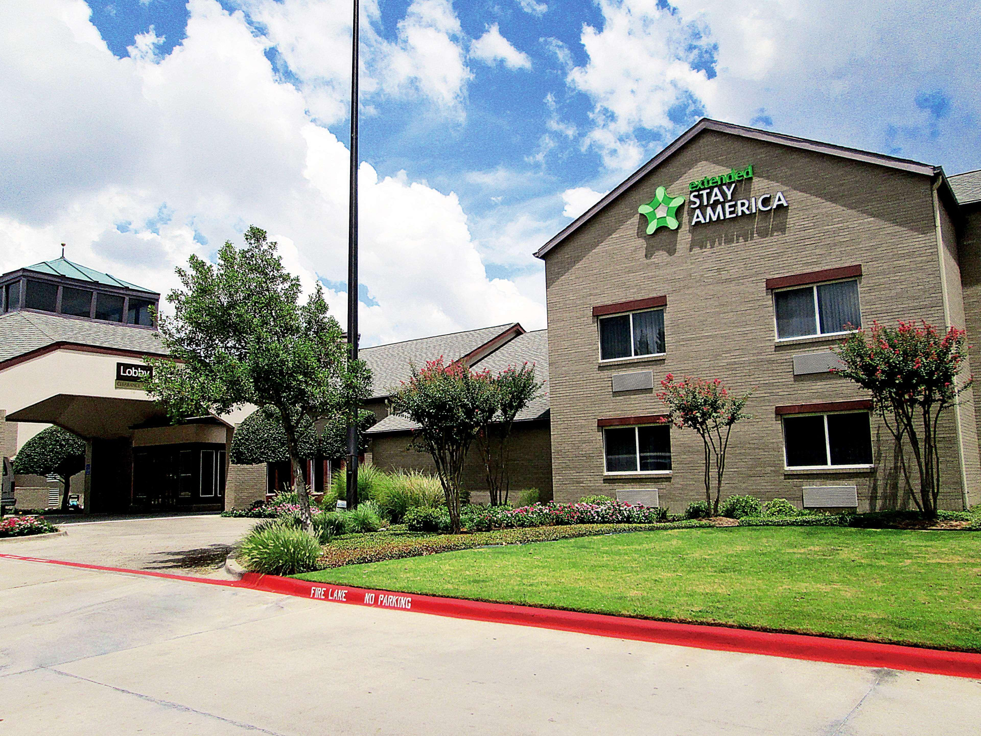 Vista Exterior Extended Stay America Select Suites - Dallas - Richardson