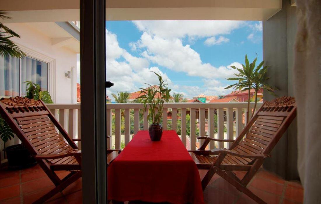 Varios Bou Phanith Villa