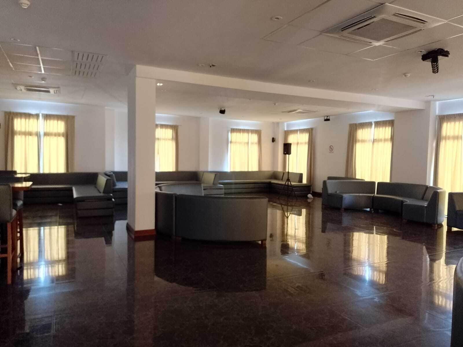 Bar/Salón Hotel El Aguila del Tuyu