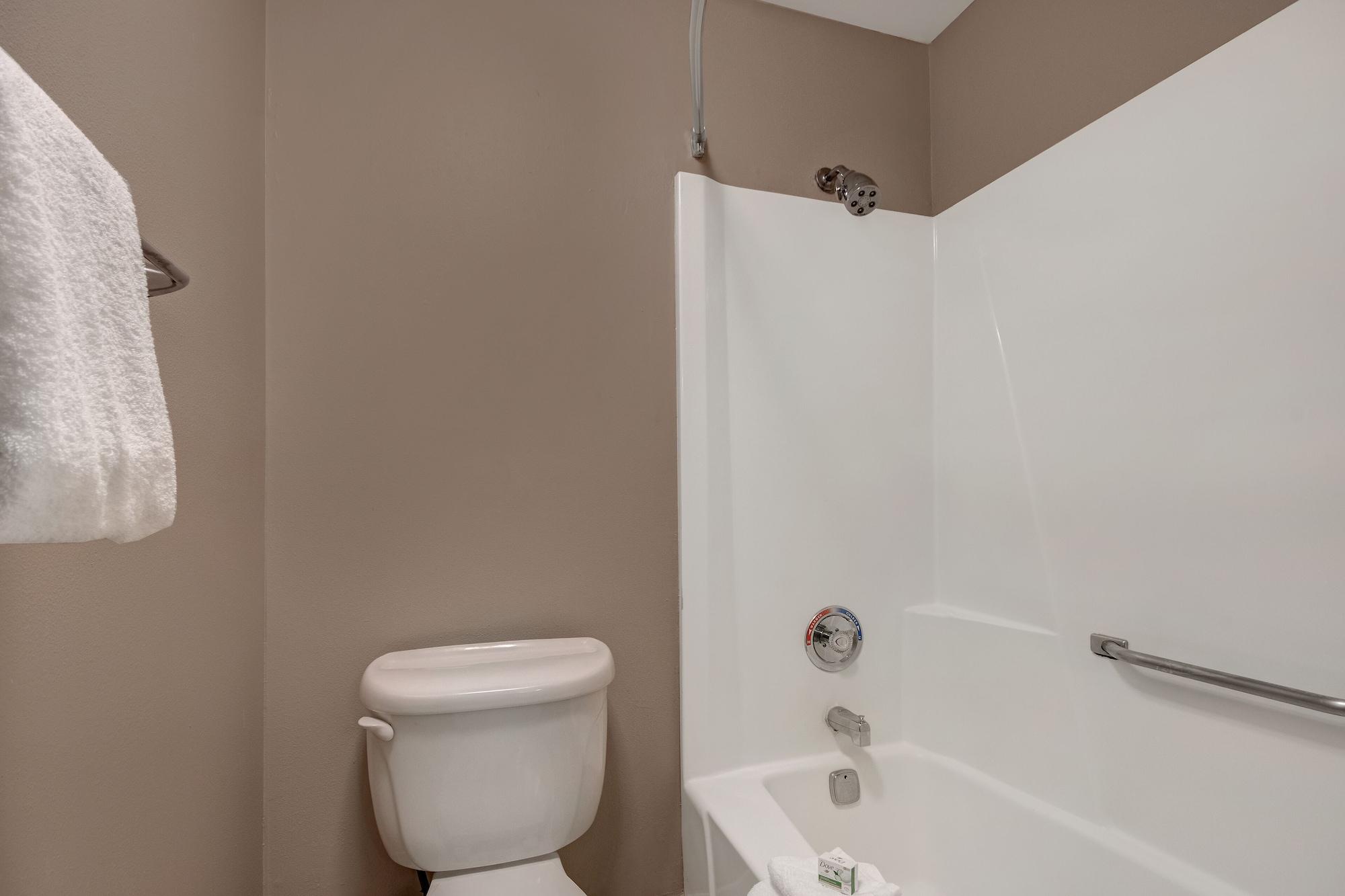 Equipamiento de Habitación Baymont by Wyndham Detroit Airport/Romulus