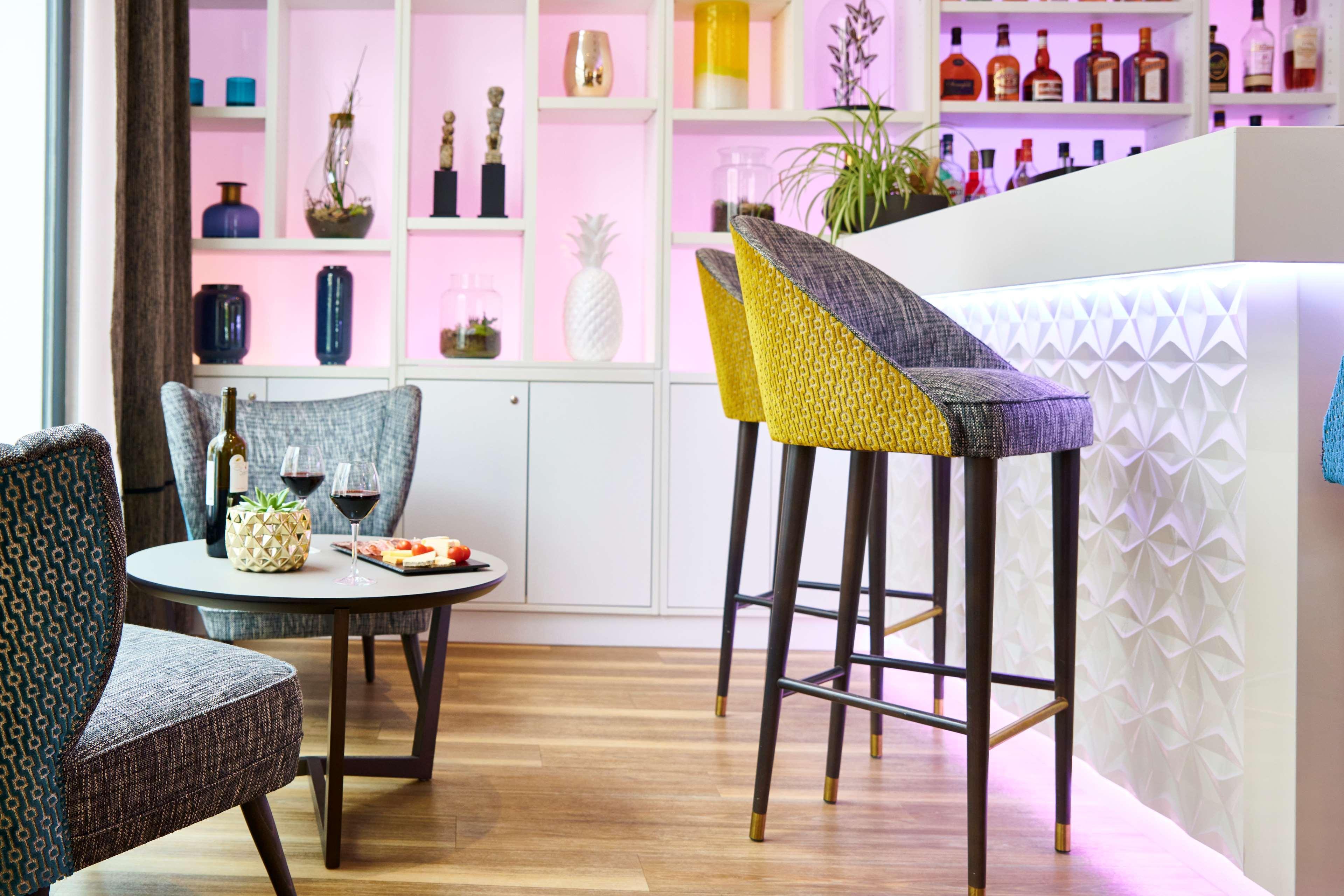 Vista Lobby Best Western Plus Hotel Carlton