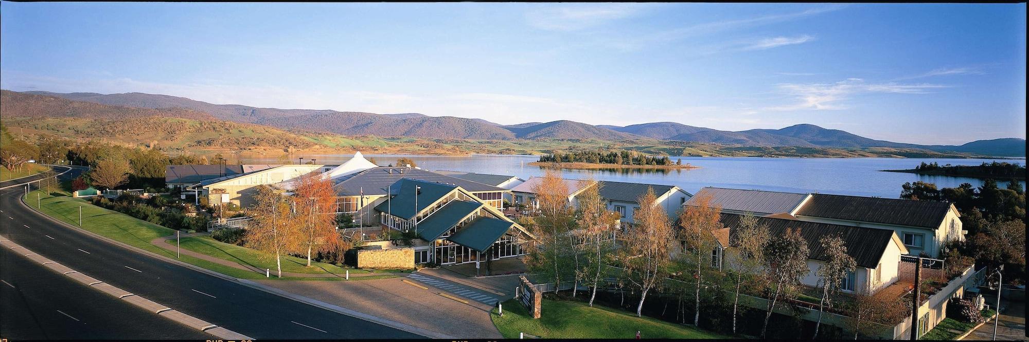 Vista Exterior Horizons Lake Jindabyne
