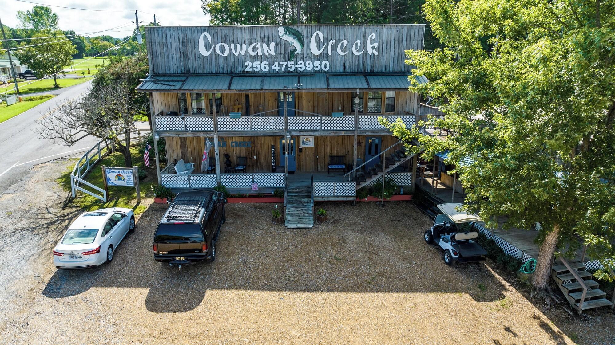 Vista Lobby Cowan Creek Lodges