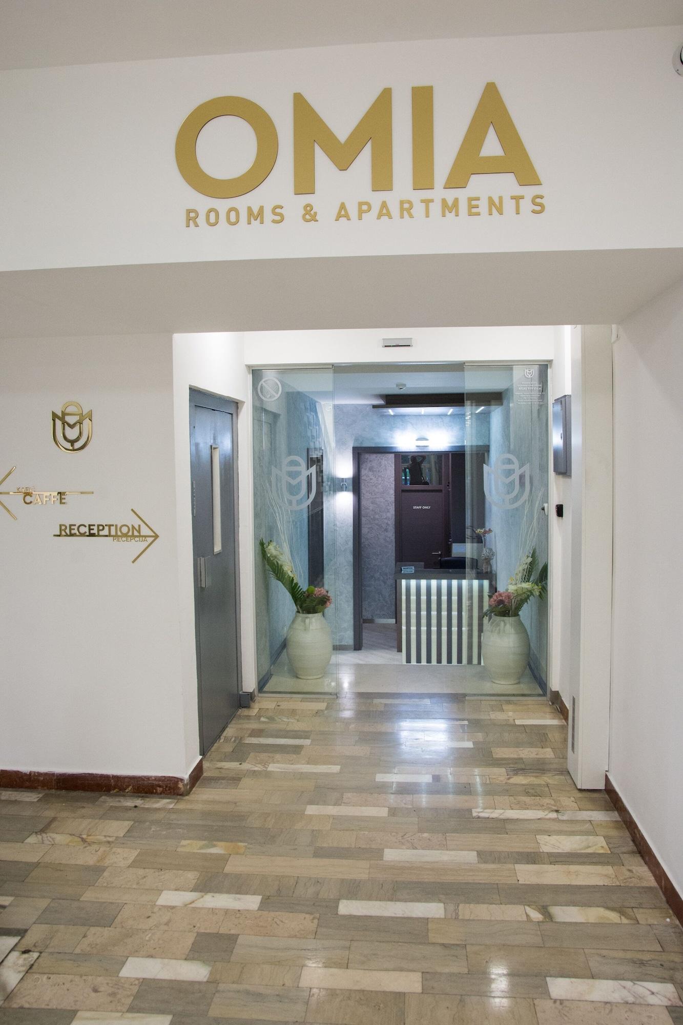 Varios Hotel Omia