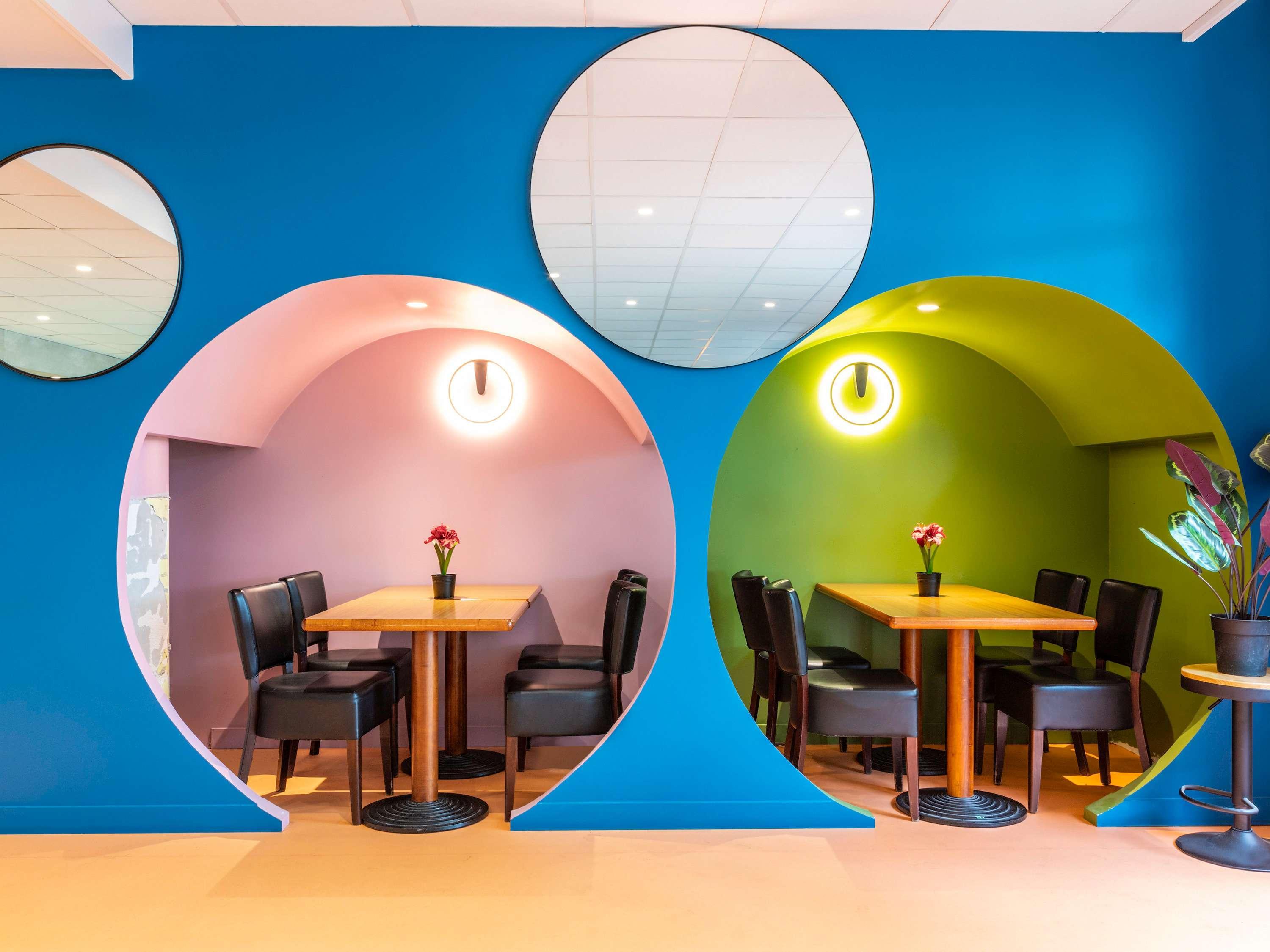Varios ibis Styles Paris Saint Denis Pleyel