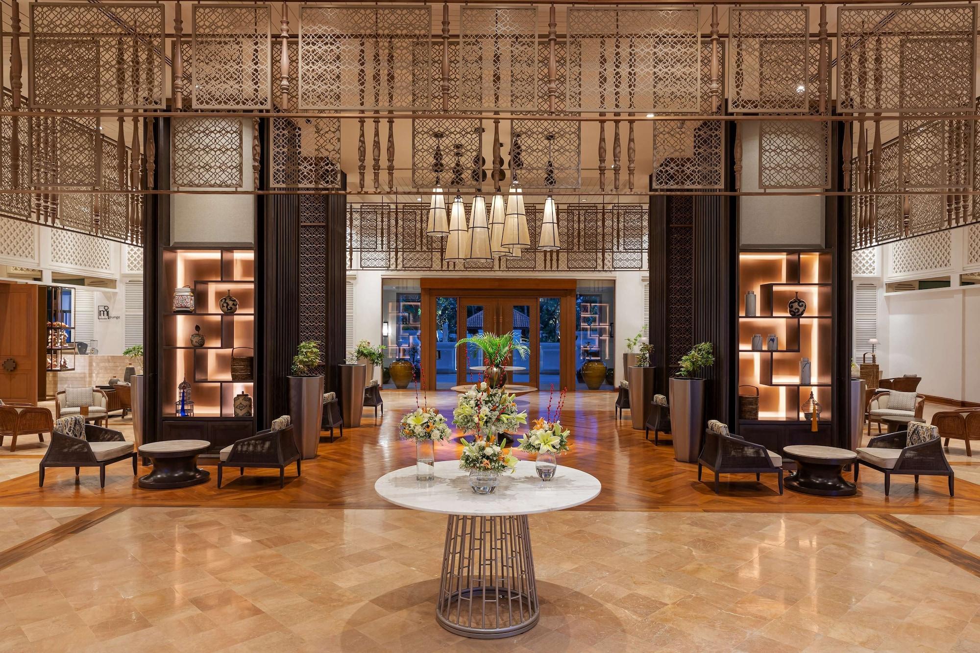 Vista Lobby Hilton Mandalay