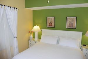 Alquiler Vacacional - Upscale Condo on the Water with Amazing Views.  Active Military Discount