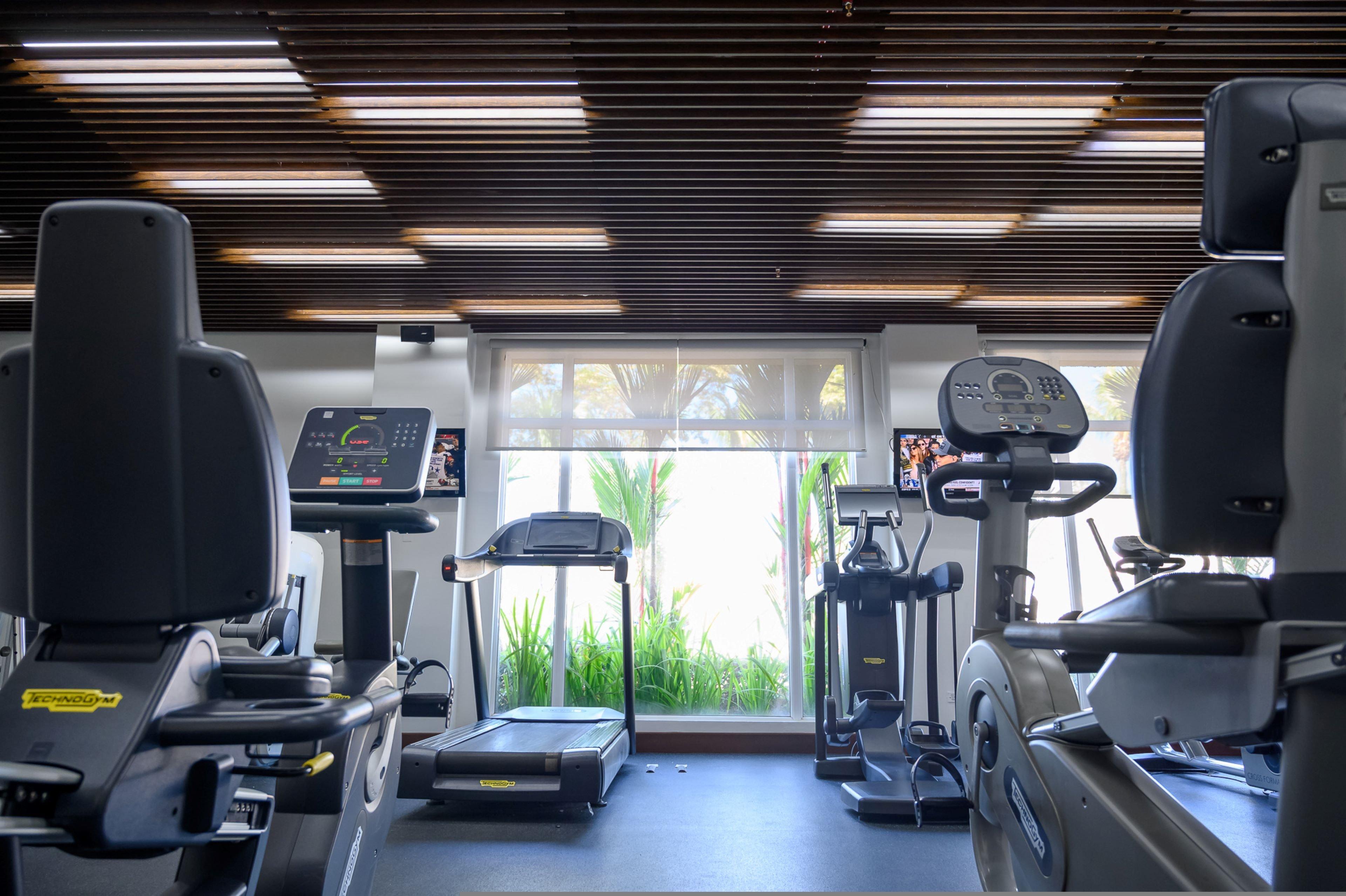 Gimnasio Real InterContinental Managua at Metrocentro Mall by IHG