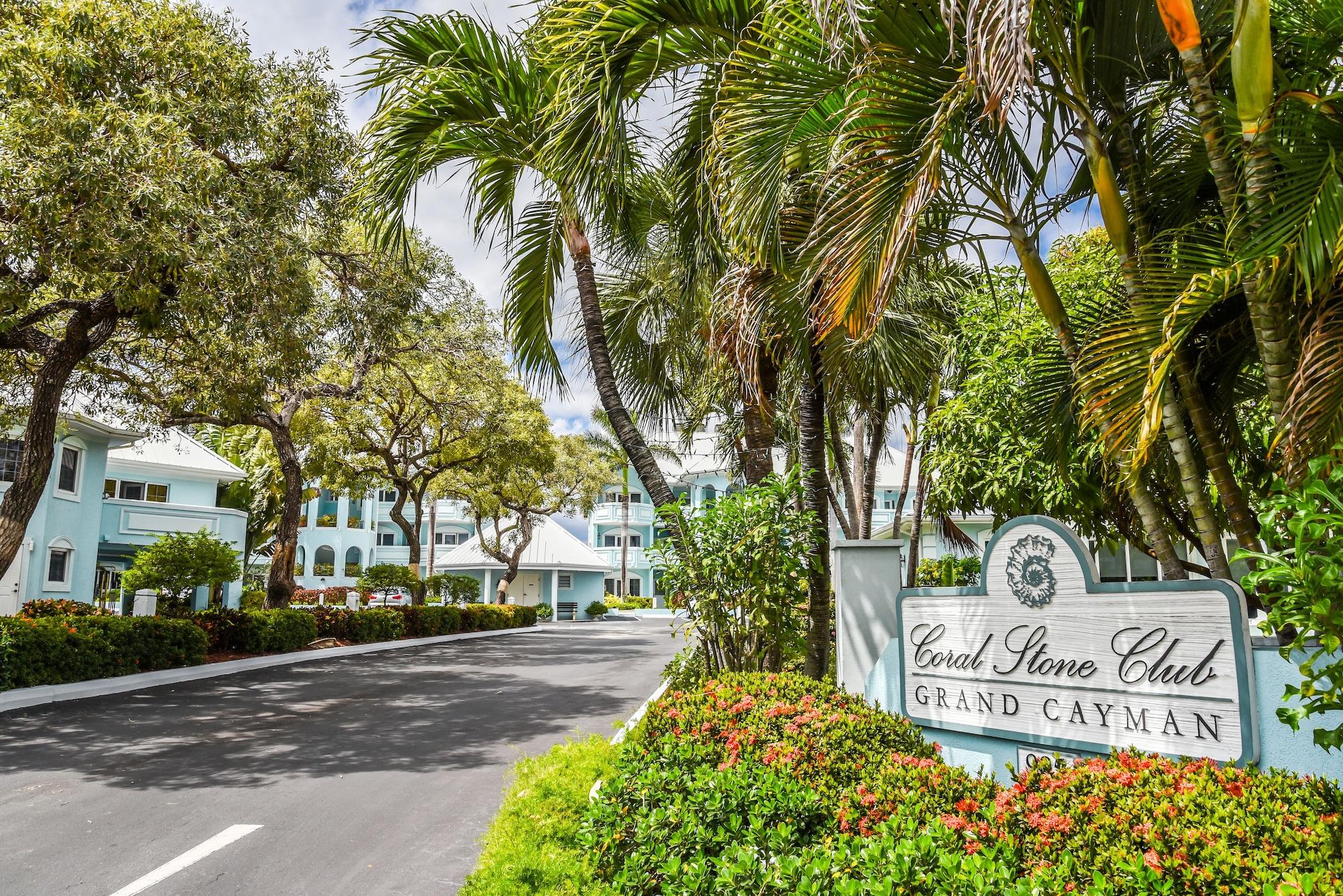 Vista Lobby Coral Stone Club