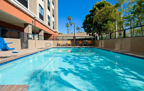 Holiday Inn Express Los Angeles Airport by IHG