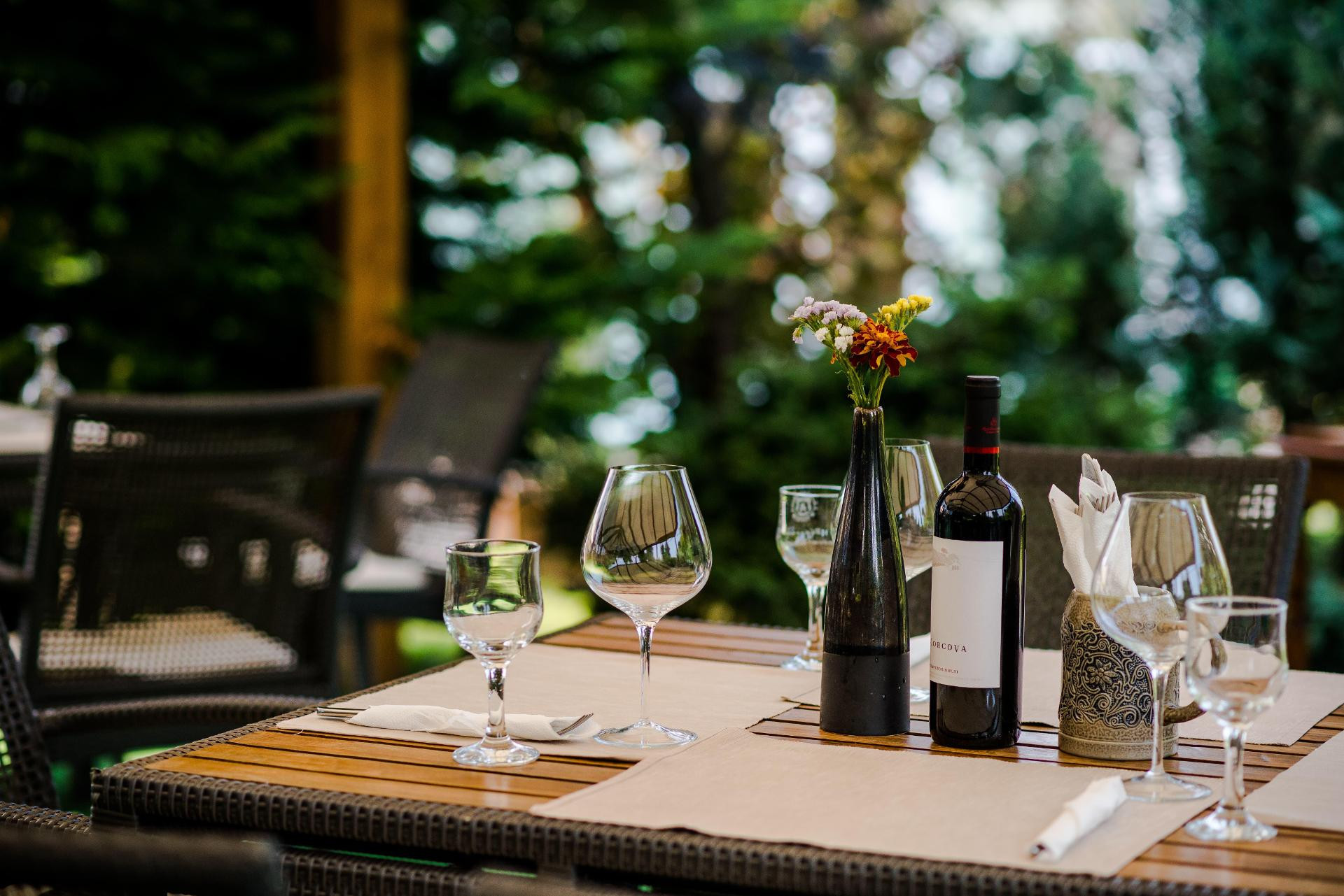 Varios Sunny Hill Hotel