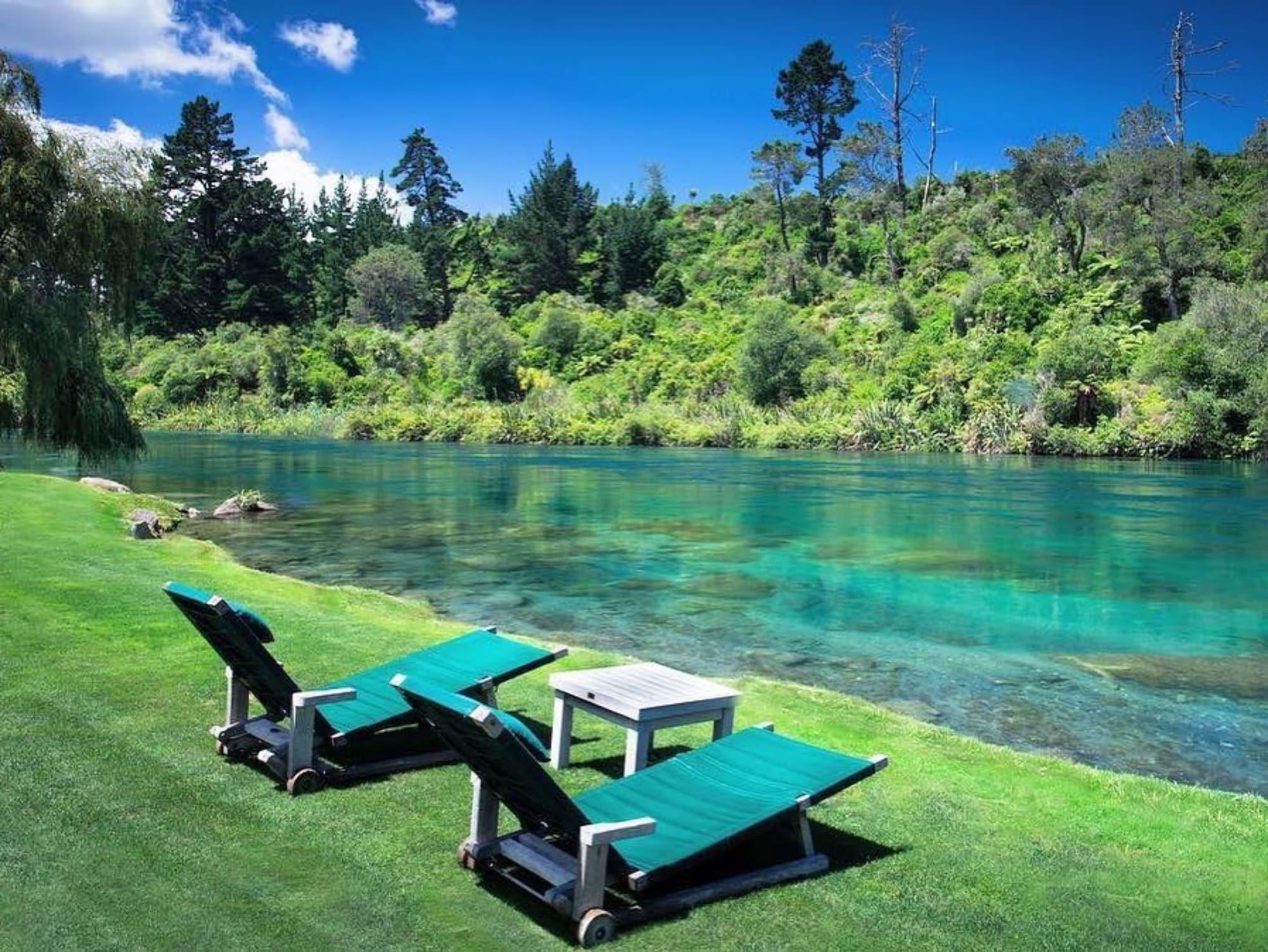 Vista Exterior Huka Lodge
