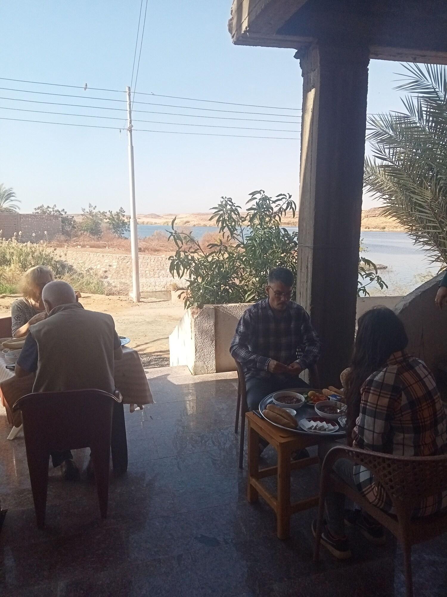 Equipamiento de Habitación tut amun guest house