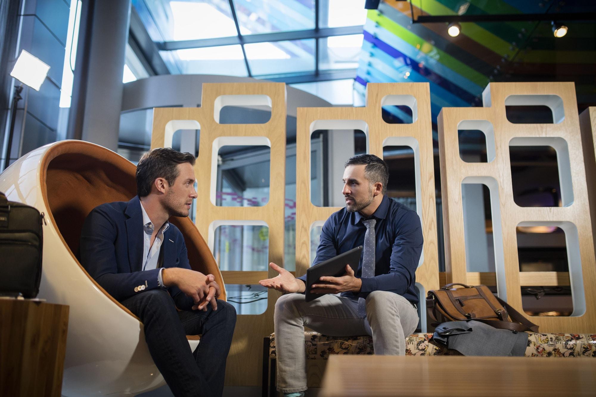 Vista Lobby Aloft Chicago Downtown River North