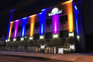 Alojamiento - Days Inn by Wyndham Brooklyn Marine Park