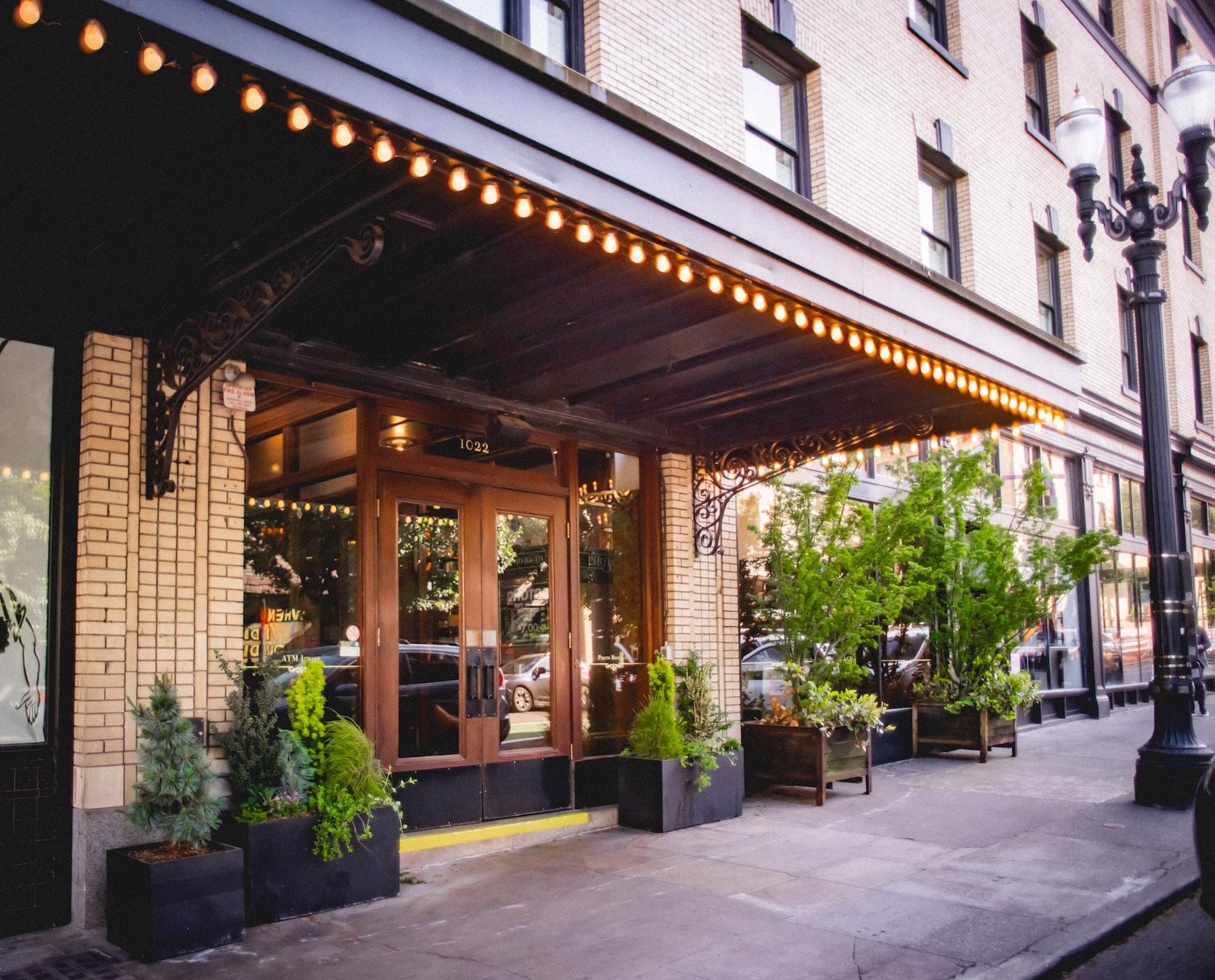 Vista Exterior The Clyde Hotel Portland by Kasa Living