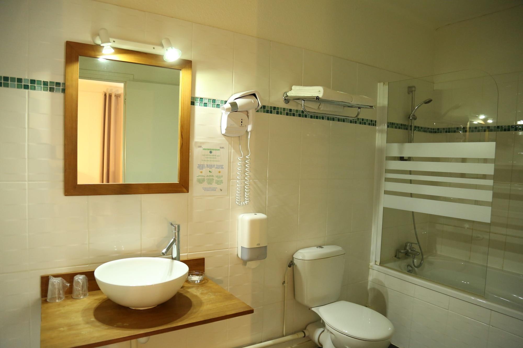 Equipamiento de Habitación Hôtel Concorde Béziers