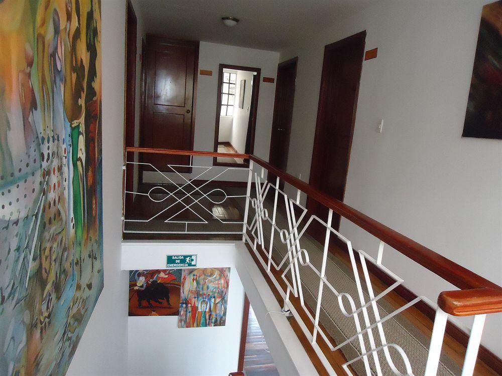 Varios Posadas House