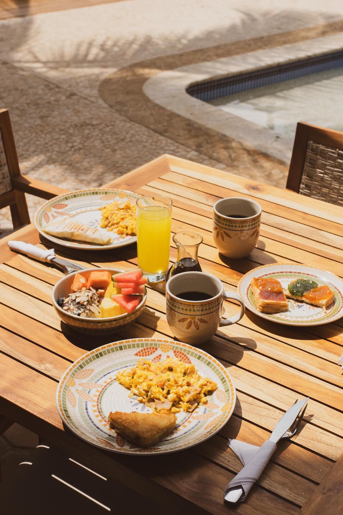 Restaurant Casa Linaje Hotel Boutique - Cauca Viejo - Mayores de 10 años