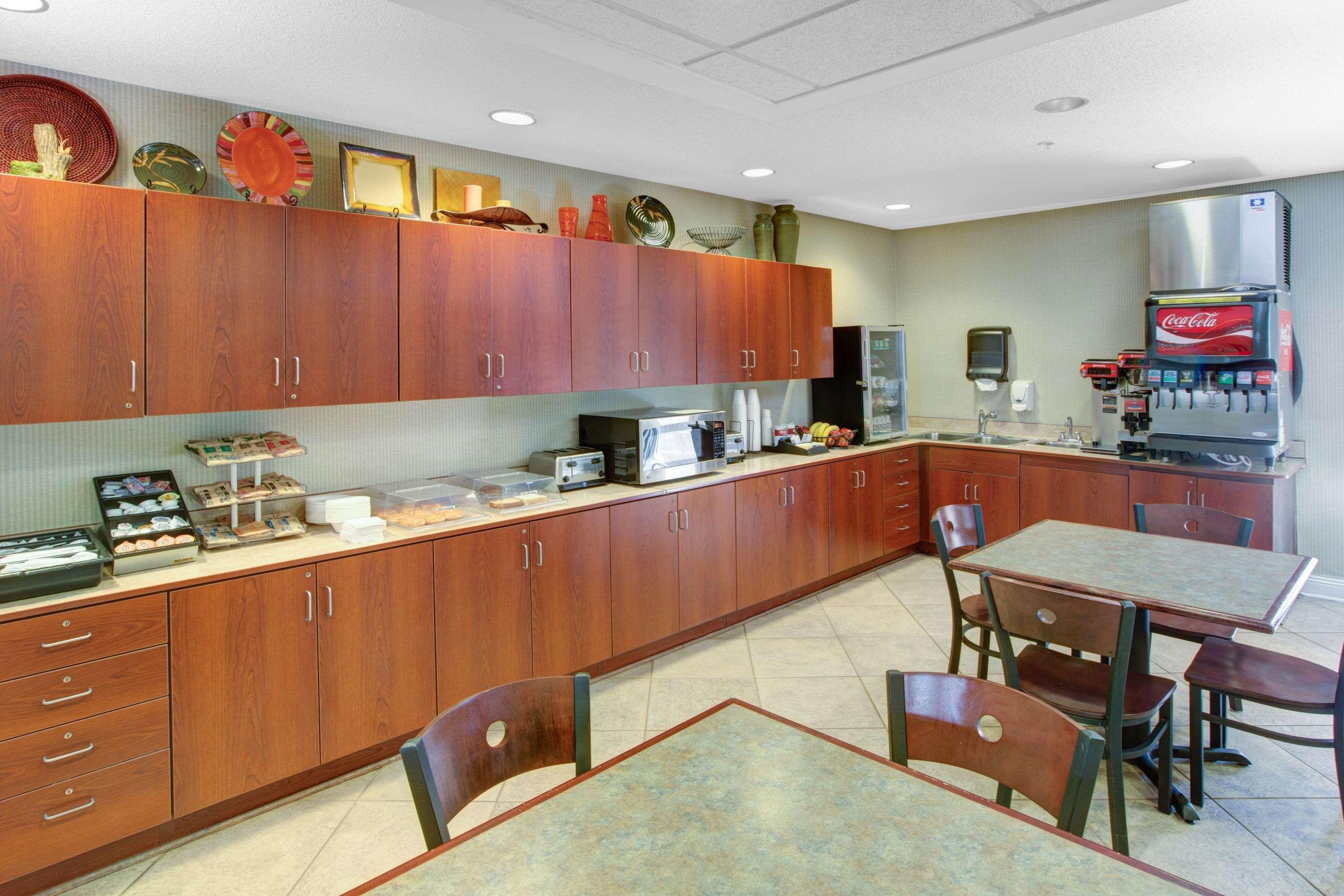 Restaurant Microtel Inn & Suites by Wyndham Hattiesburg