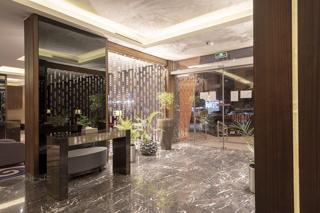 Vista Exterior Park House Hotel Suite