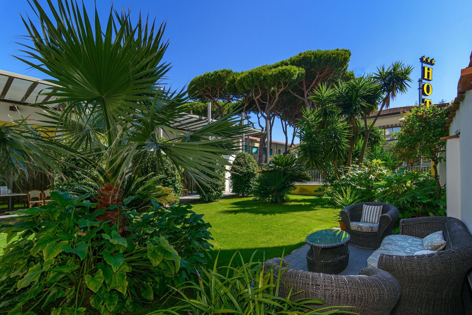 Vista Exterior Hotel Spinelli