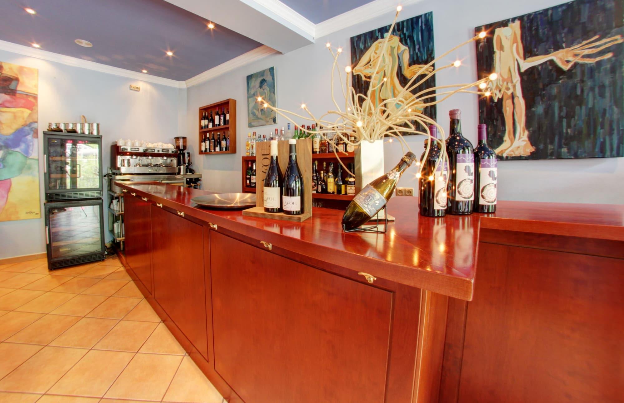 Bar/Salón Hotel Montane