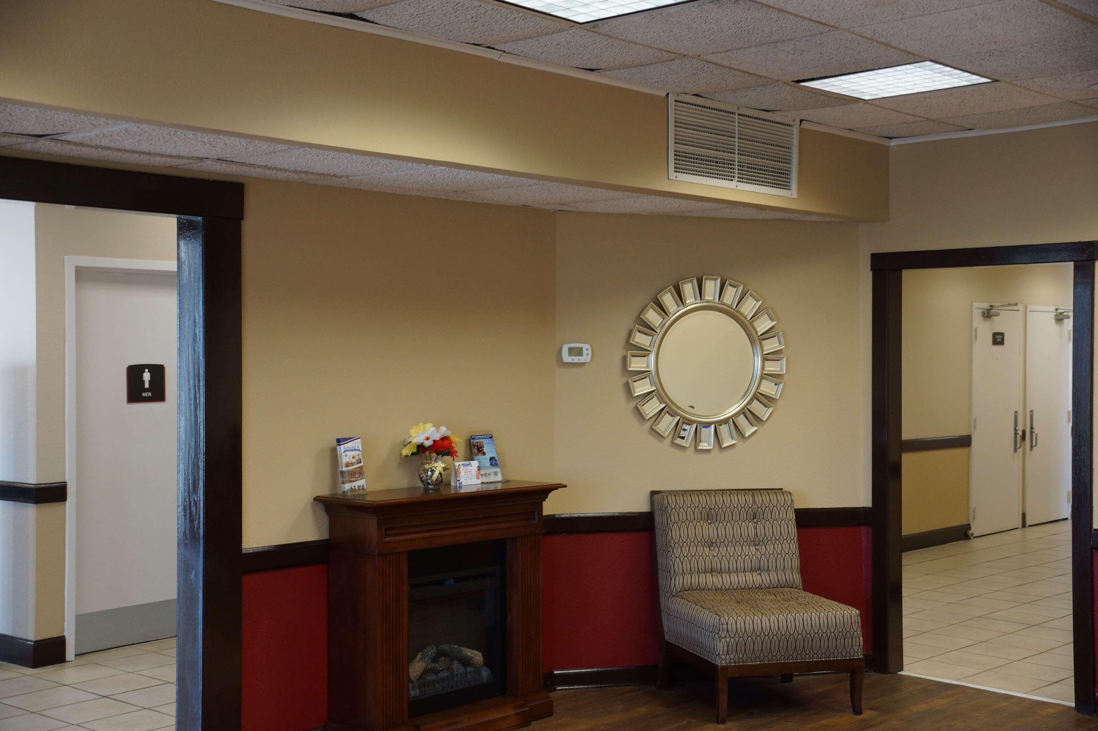 Vista Lobby Best Western Richmond Hotel