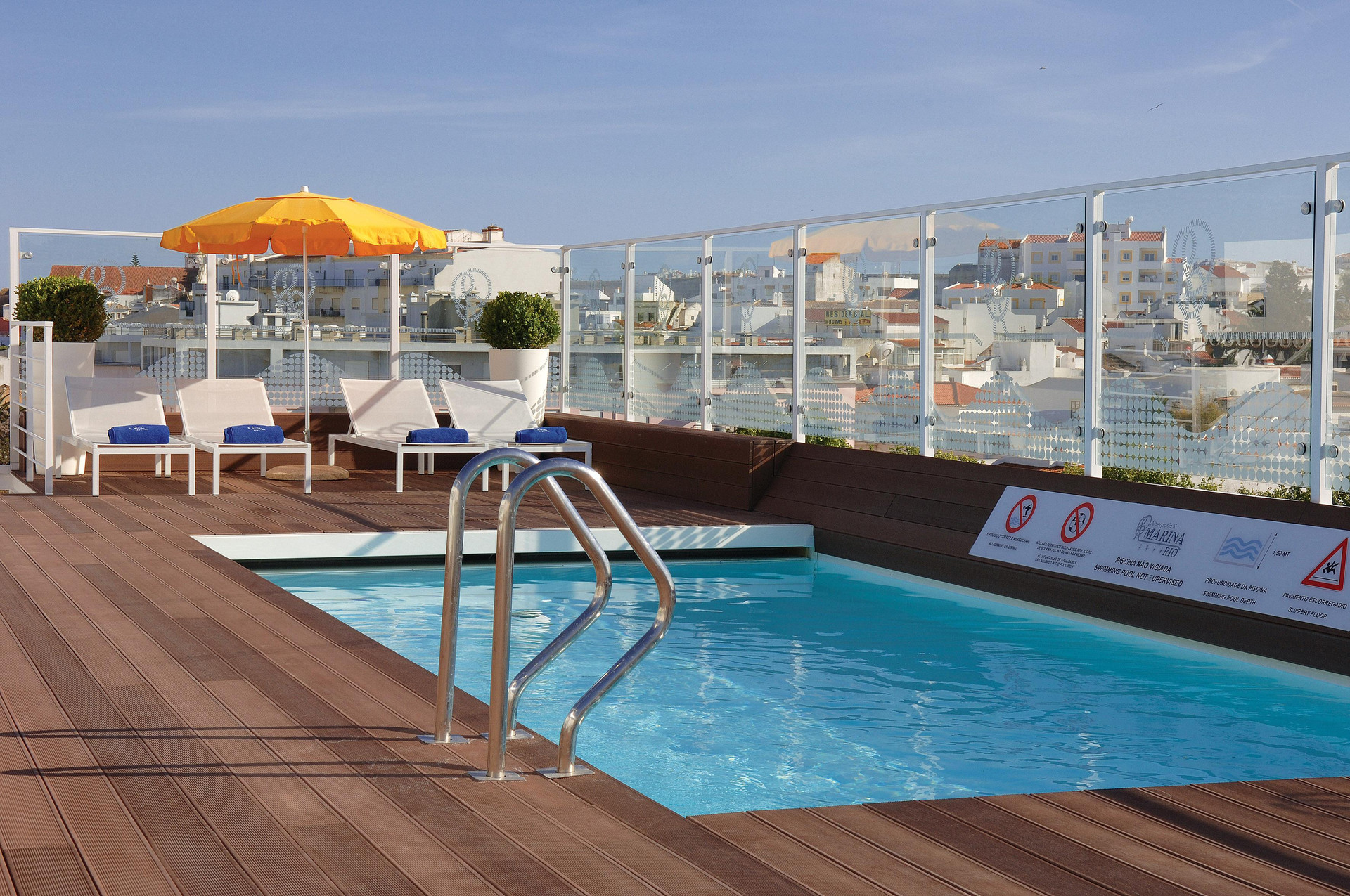 Vista Piscina Marina Rio