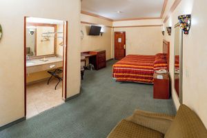 Alojamiento - Los Cedros Hotel Inn Delicias