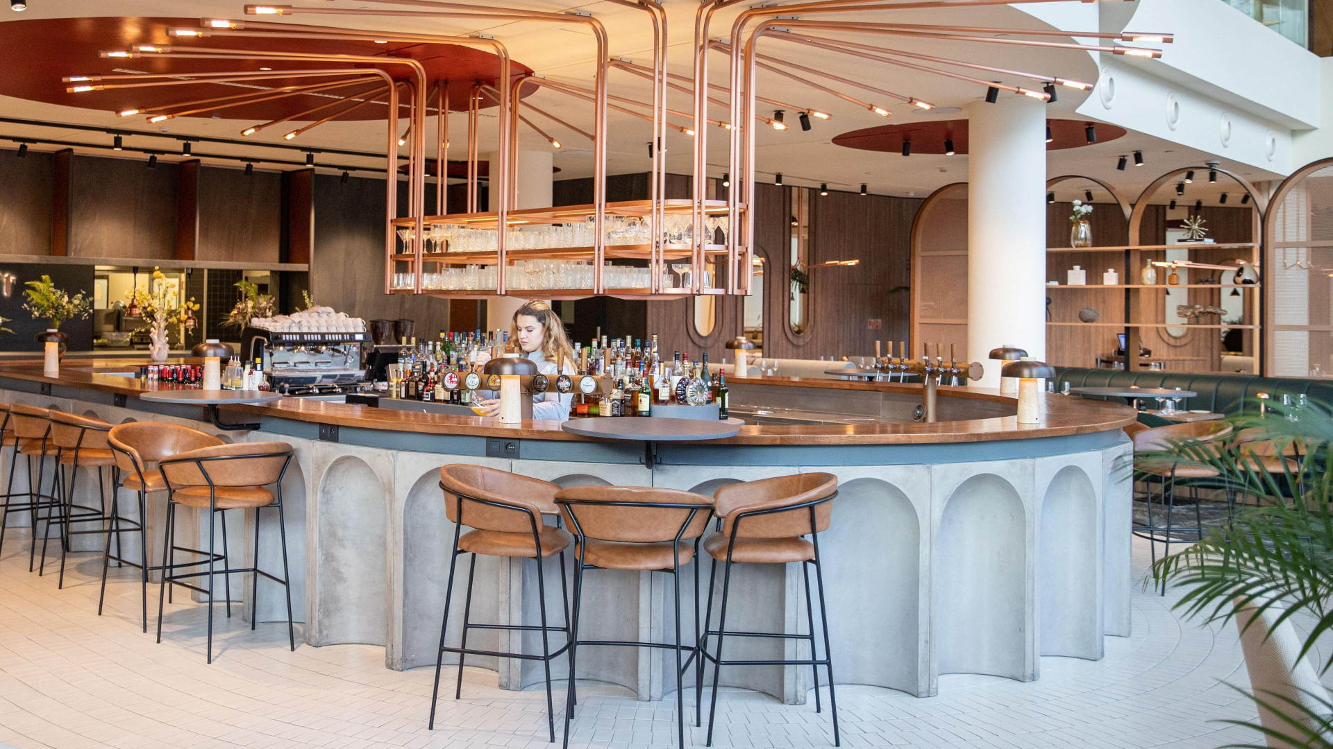 Bar/Salón Crowne Plaza Brussels Airport by IHG