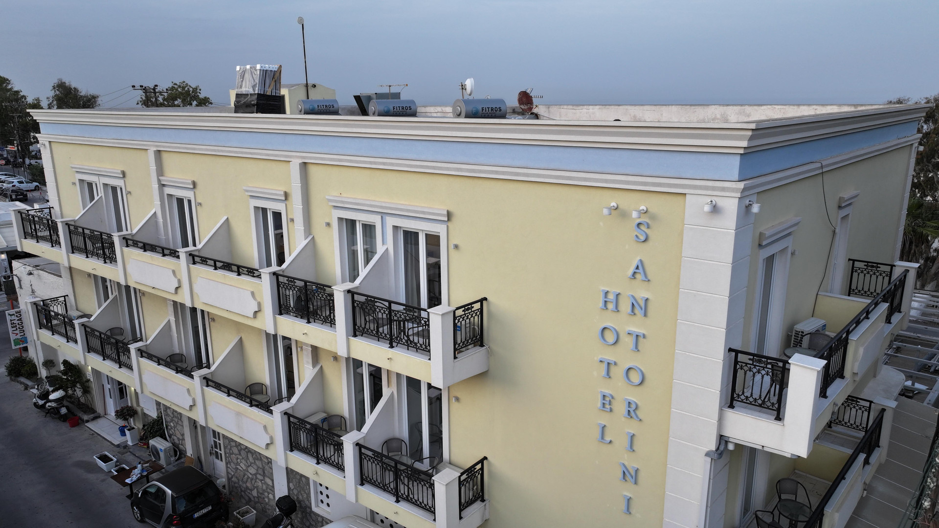 Vista Exterior Hotel Santorini