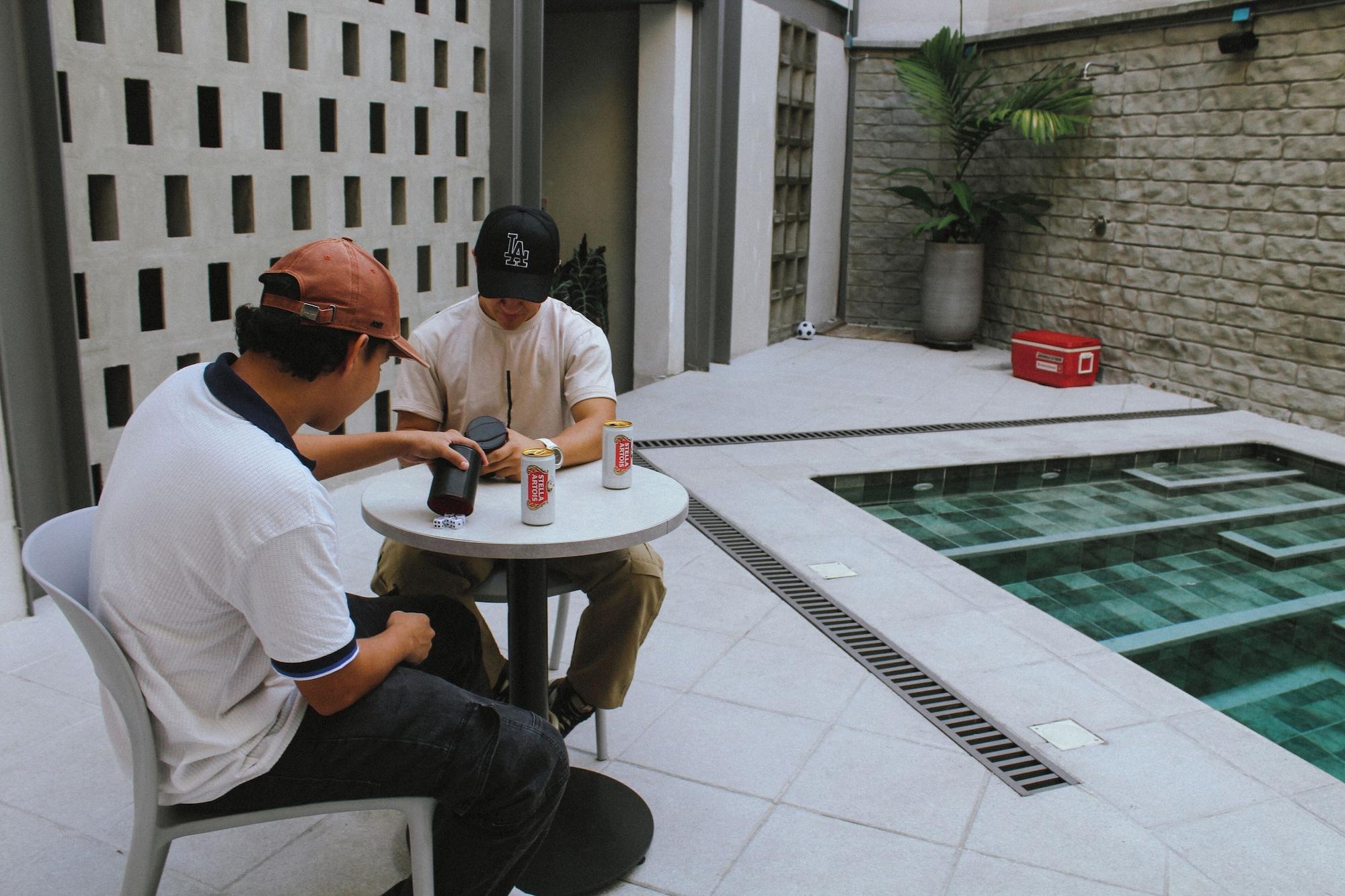 Vista Piscina Capybara Hostel